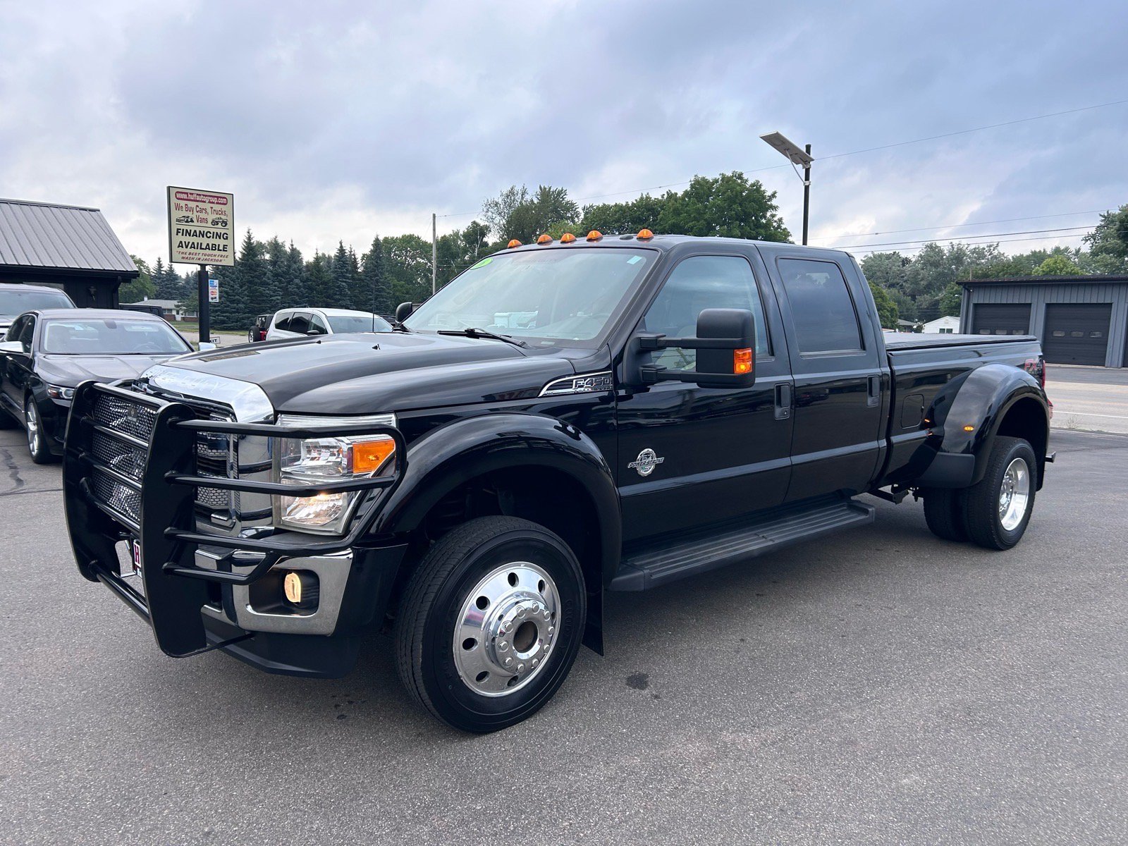 Used 2016 Ford F450 XLT w/ FX4 Off-Road Package AWD/4WD image 5