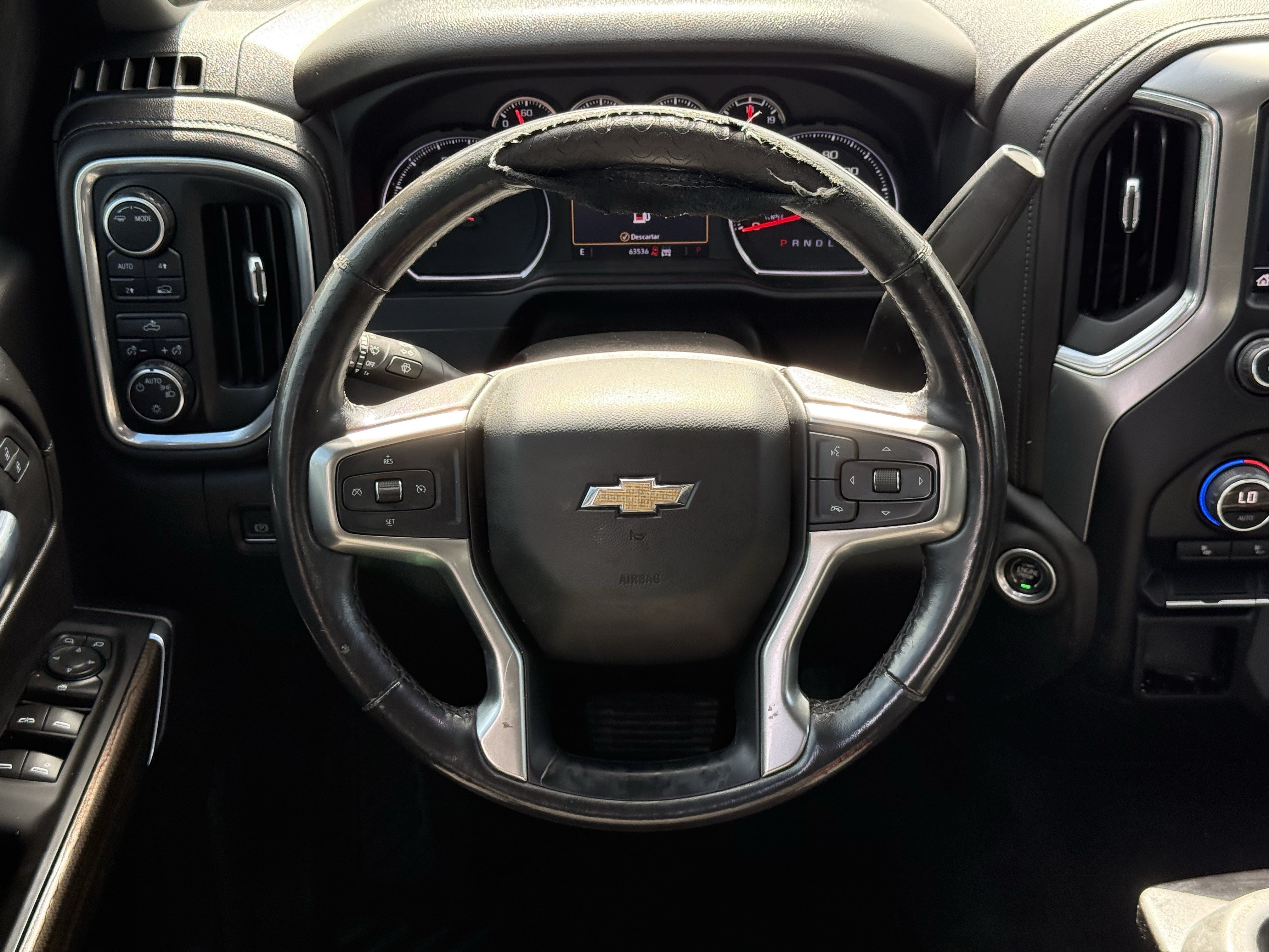 Used 2022 Chevrolet Silverado 1500 LT AWD/4WD image 15