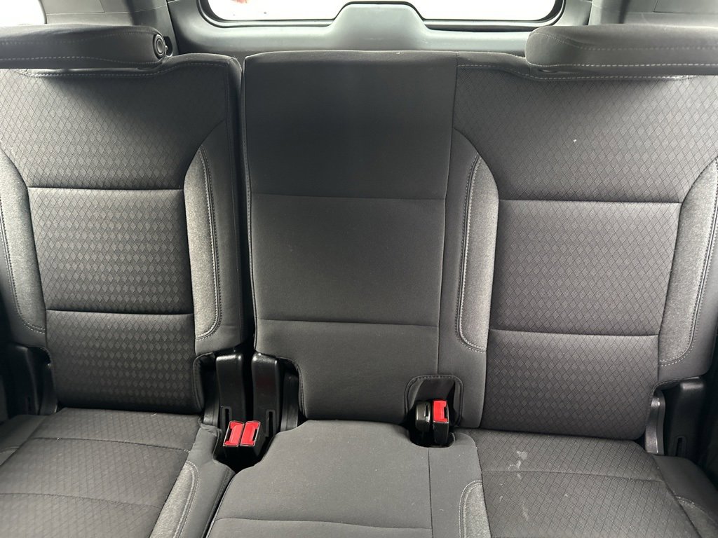 Used 2023 Chevrolet Suburban LS image 13