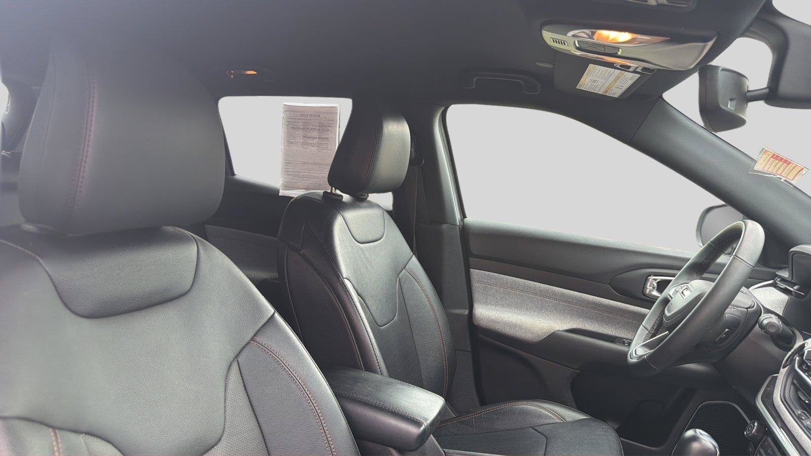 Used 2023 Jeep Compass Latitude AWD/4WD image 22