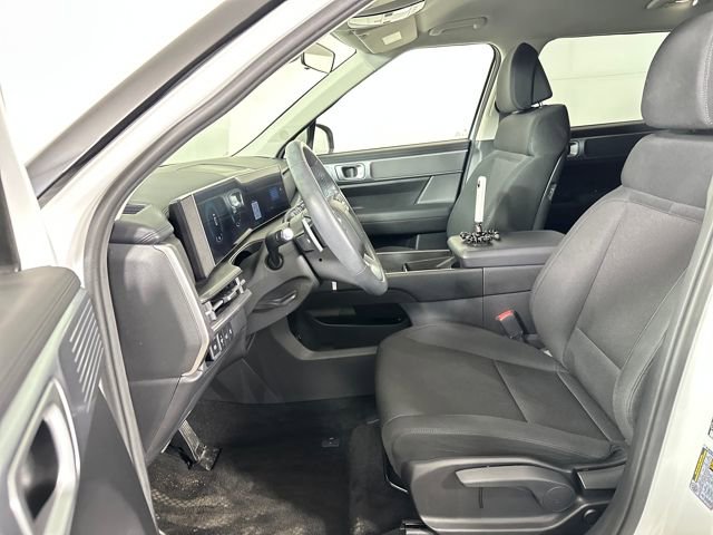 Used 2024 Hyundai Santa Fe SE image 11