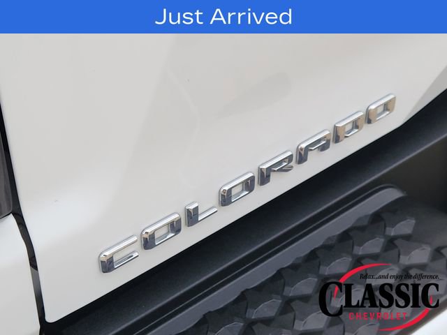 Used 2024 Chevrolet Colorado LT w/ LT Convenience Package II AWD/4WD image 12