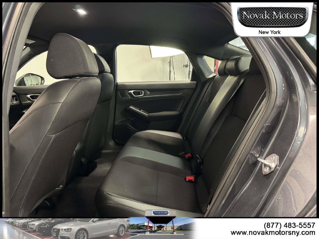 Used 2023 Honda Civic Sport image 13
