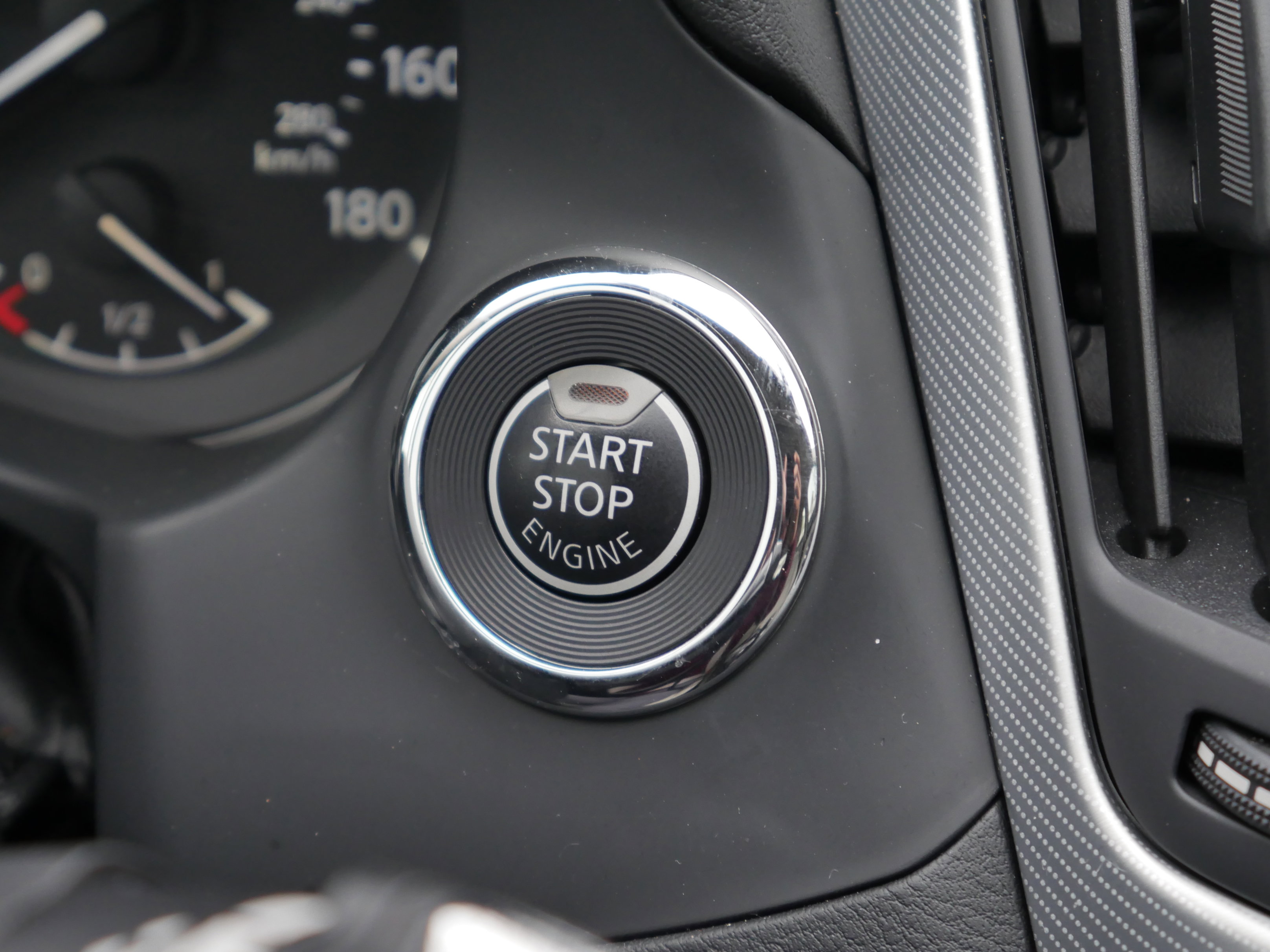 Used 2024 INFINITI Q50 Luxe w/ Cargo Package AWD/4WD image 16