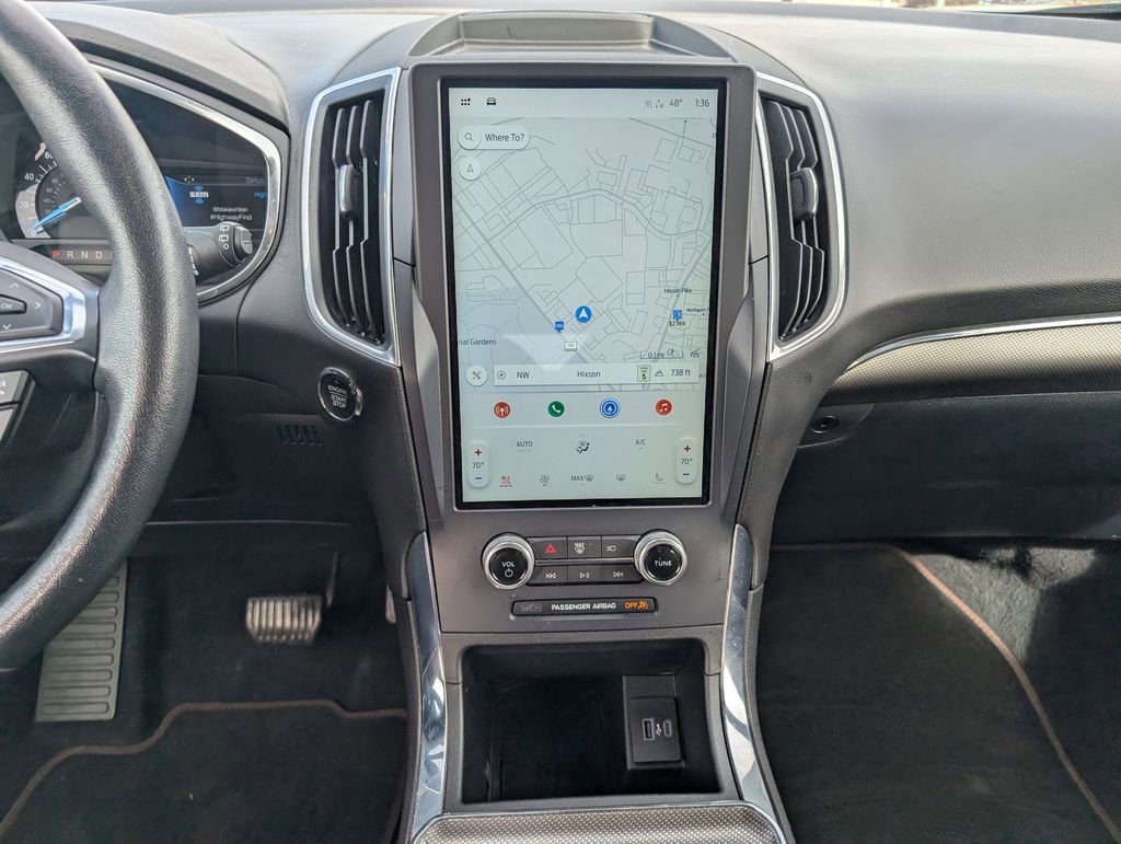 Used 2021 Ford Edge Titanium w/ Equipment Group 301A image 19