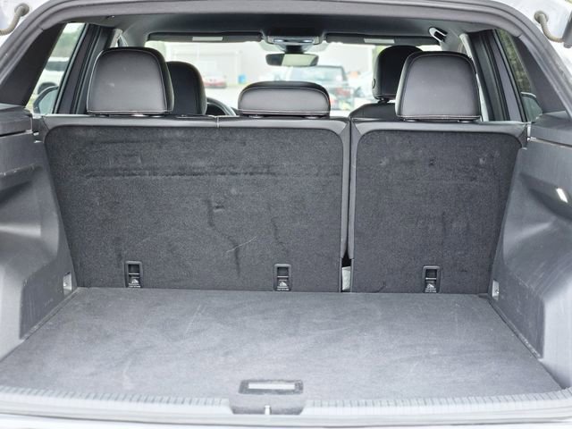 Used 2024 Volkswagen Atlas Cross Sport SE image 29