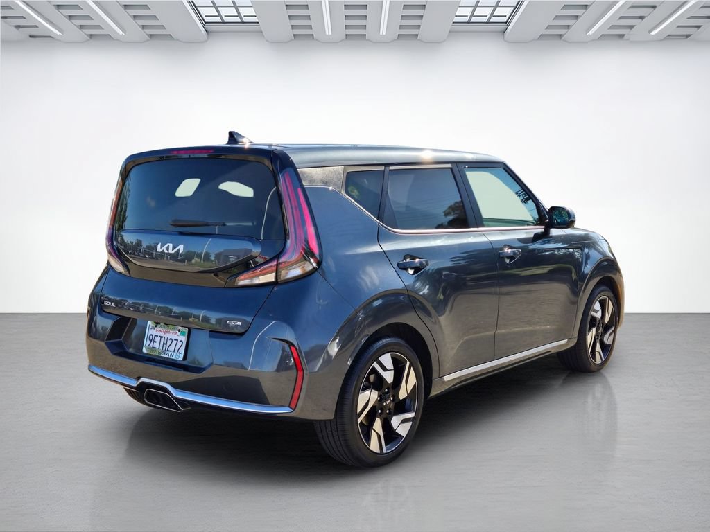 Used 2023 Kia Soul GT-Line FWD image 4