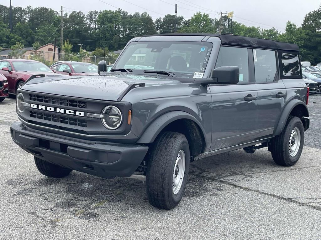 New 2025 Ford Bronco 4-Door image 3