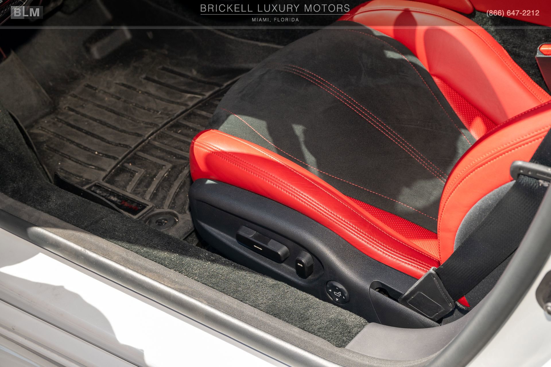 Used 2017 Acura NSX image 52