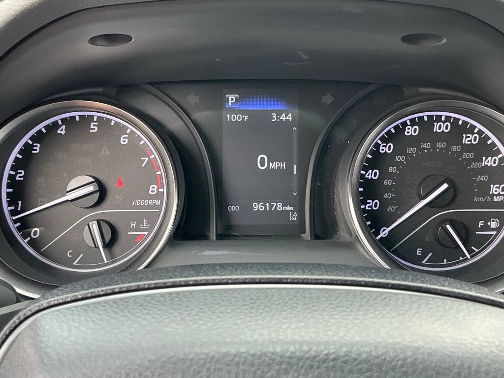 Used 2022 Toyota Camry SE FWD image 27