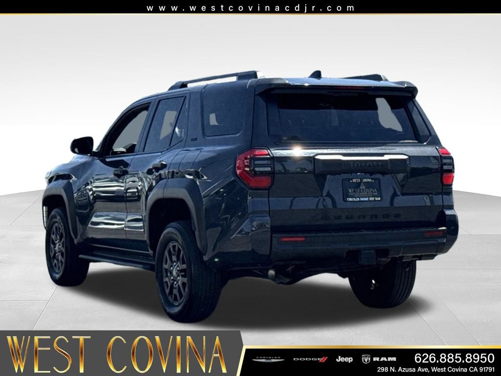 Used 2025 Toyota 4Runner SR5 AWD/4WD image 7