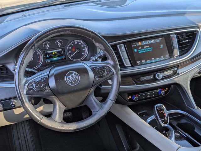 Used 2019 Buick Enclave Essence image 11
