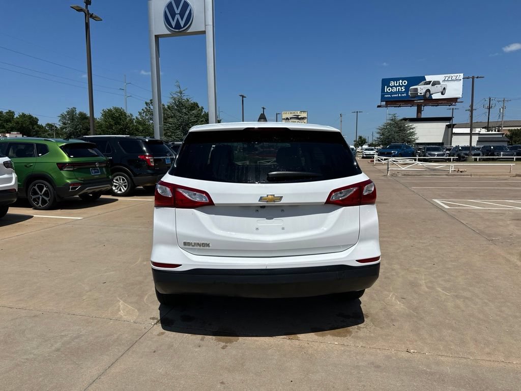 Used 2021 Chevrolet Equinox LS w/ LS Convenience Package FWD image 6