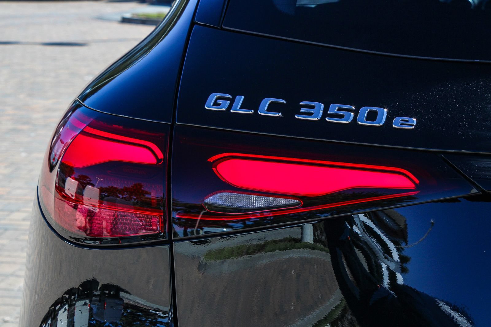 Certified 2025 Mercedes-Benz GLC 350e 4MATIC image 10