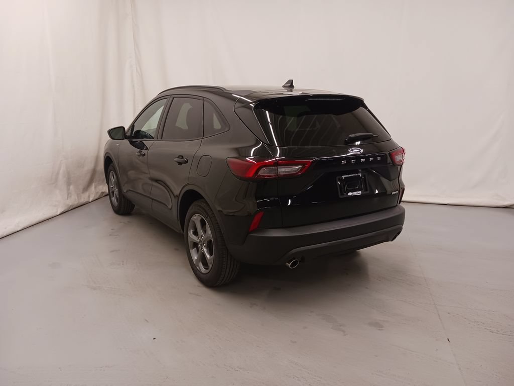Used 2025 Ford Escape ST-Line AWD/4WD image 5