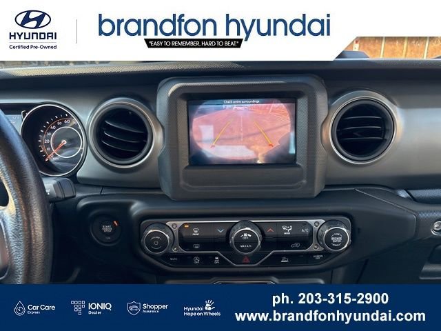 Used 2023 Jeep Wrangler Sport image 17