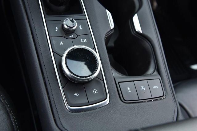 Used 2024 Cadillac XT4 Premium Luxury image 17
