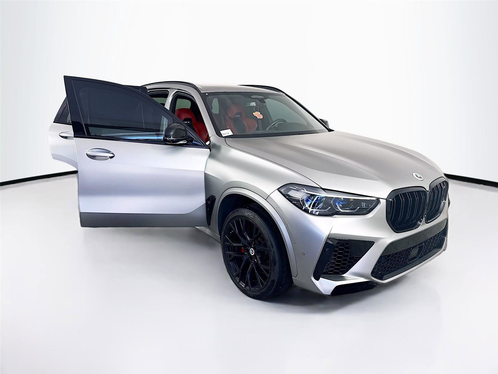 Used 2022 BMW X5 M w/ Competition Package 2 AWD/4WD image 37
