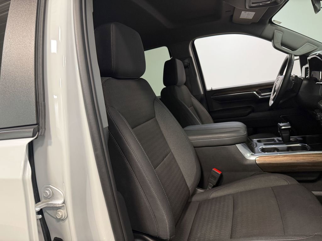 Used 2024 Chevrolet Silverado 1500 RST w/ Redline Edition AWD/4WD image 65