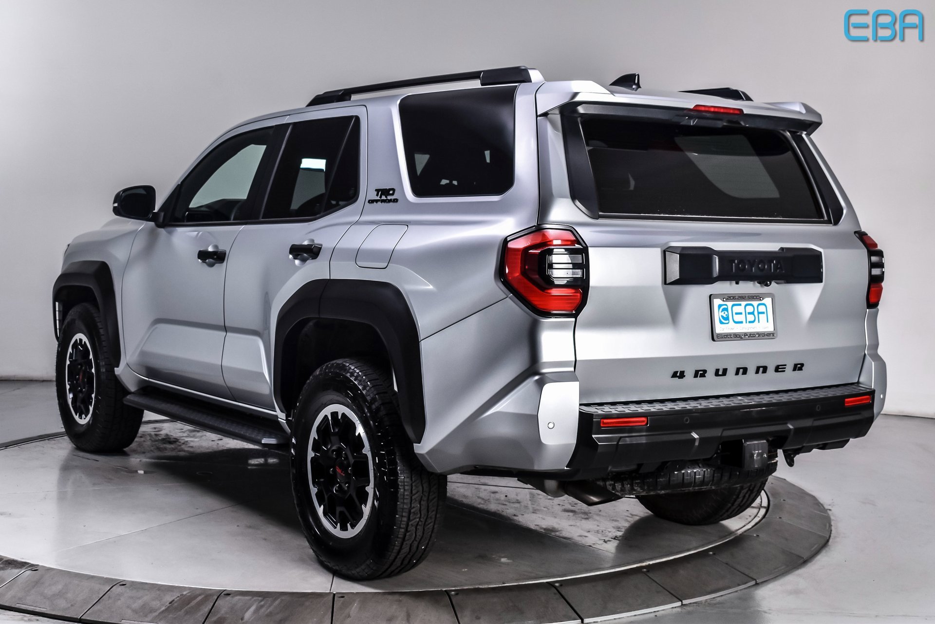 Used 2025 Toyota 4Runner TRD Off-Road image 4