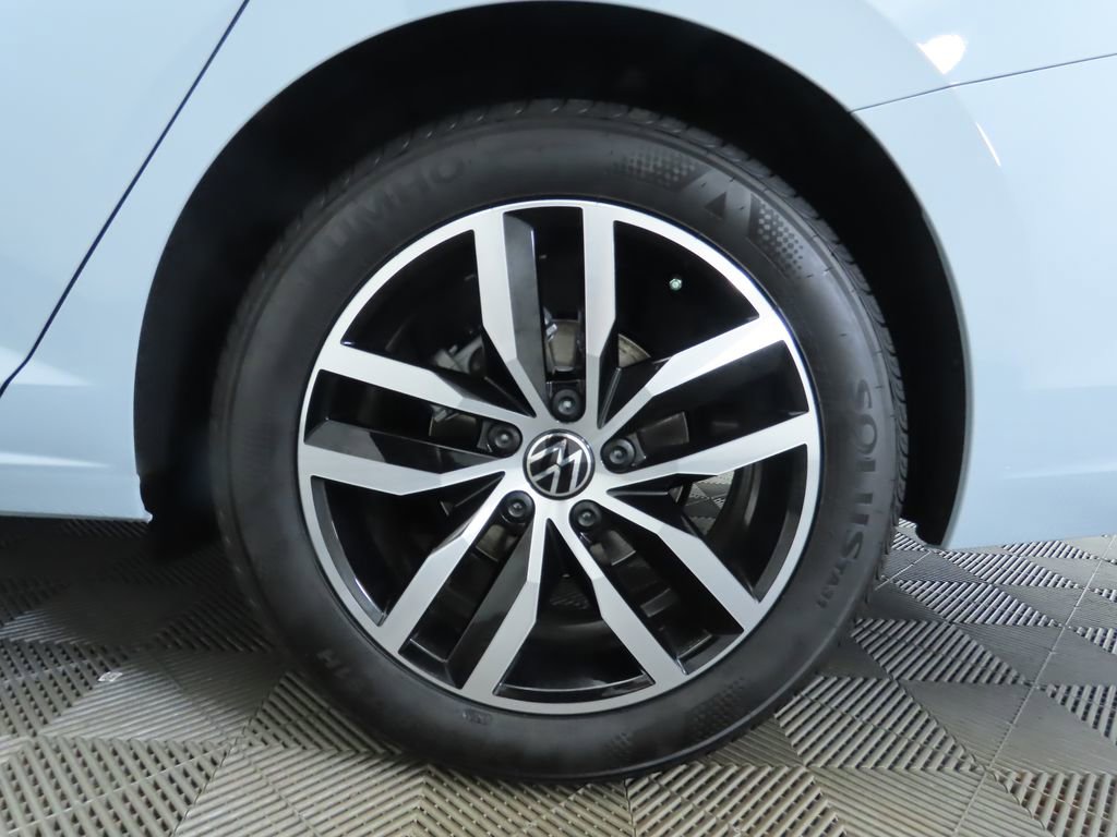 New 2026 Volkswagen Jetta SE image 31