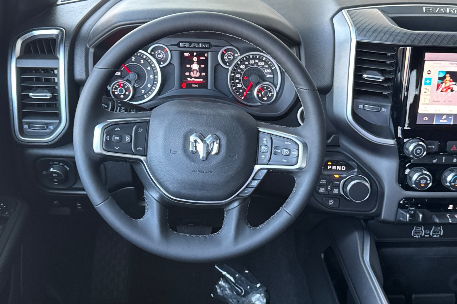 New 2027 RAM 1500 Big Horn w/ Night Edition AWD/4WD image 13