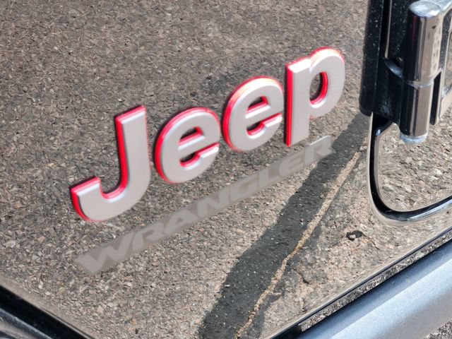 Used 2021 Jeep Wrangler Rubicon AWD/4WD image 24