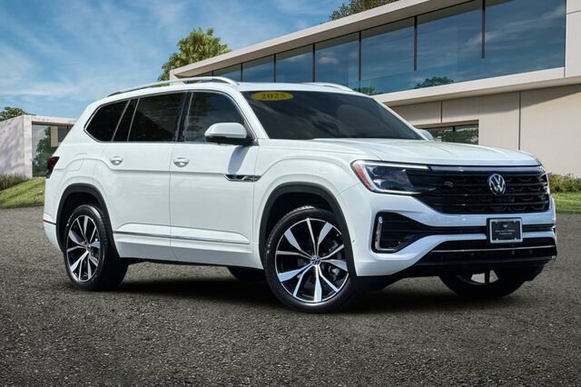 Used 2025 Volkswagen Atlas SEL Premium R-Line