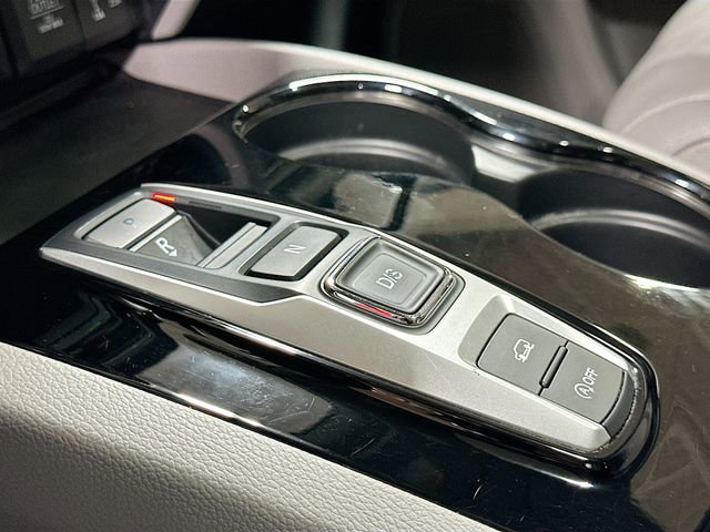 Used 2018 Honda Pilot Touring image 15