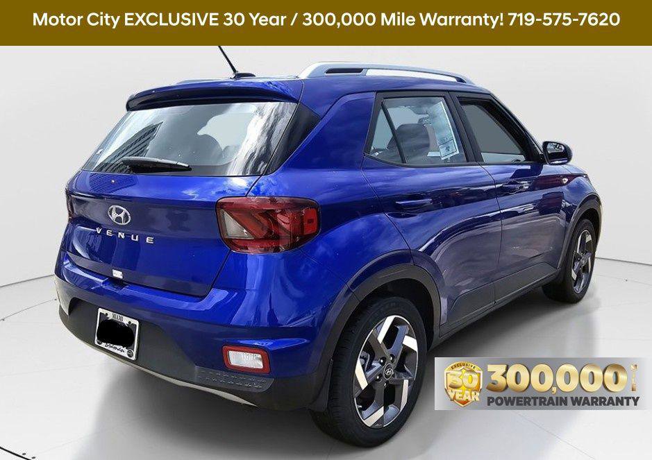 New 2025 Hyundai Venue SEL image 7