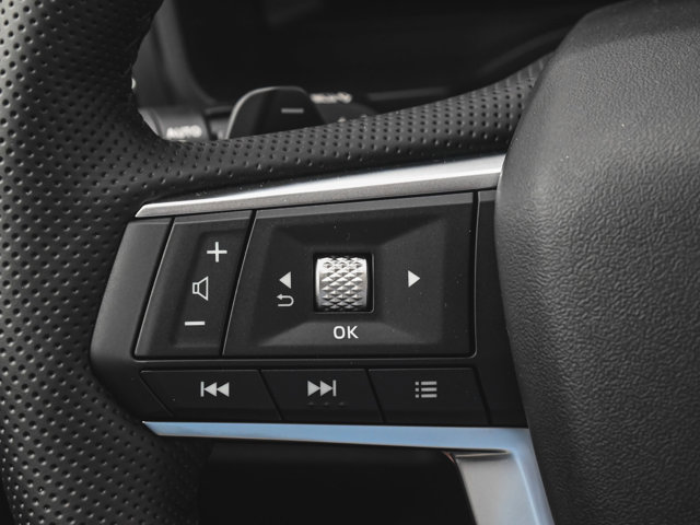 New 2025 Mitsubishi Outlander AWD image 21