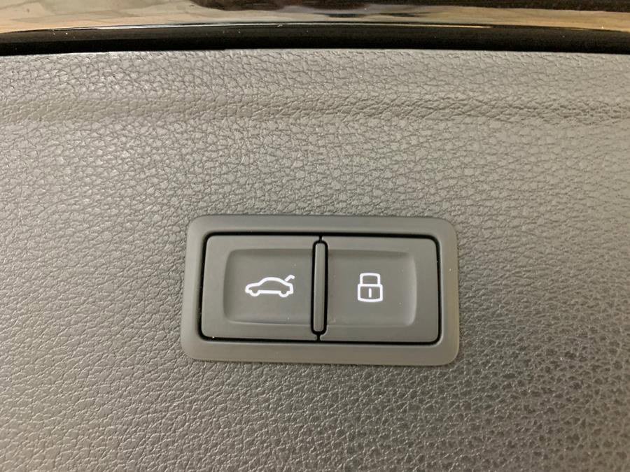 Used 2022 Audi SQ5 Premium Plus w/ Premium Plus Package AWD/4WD image 44