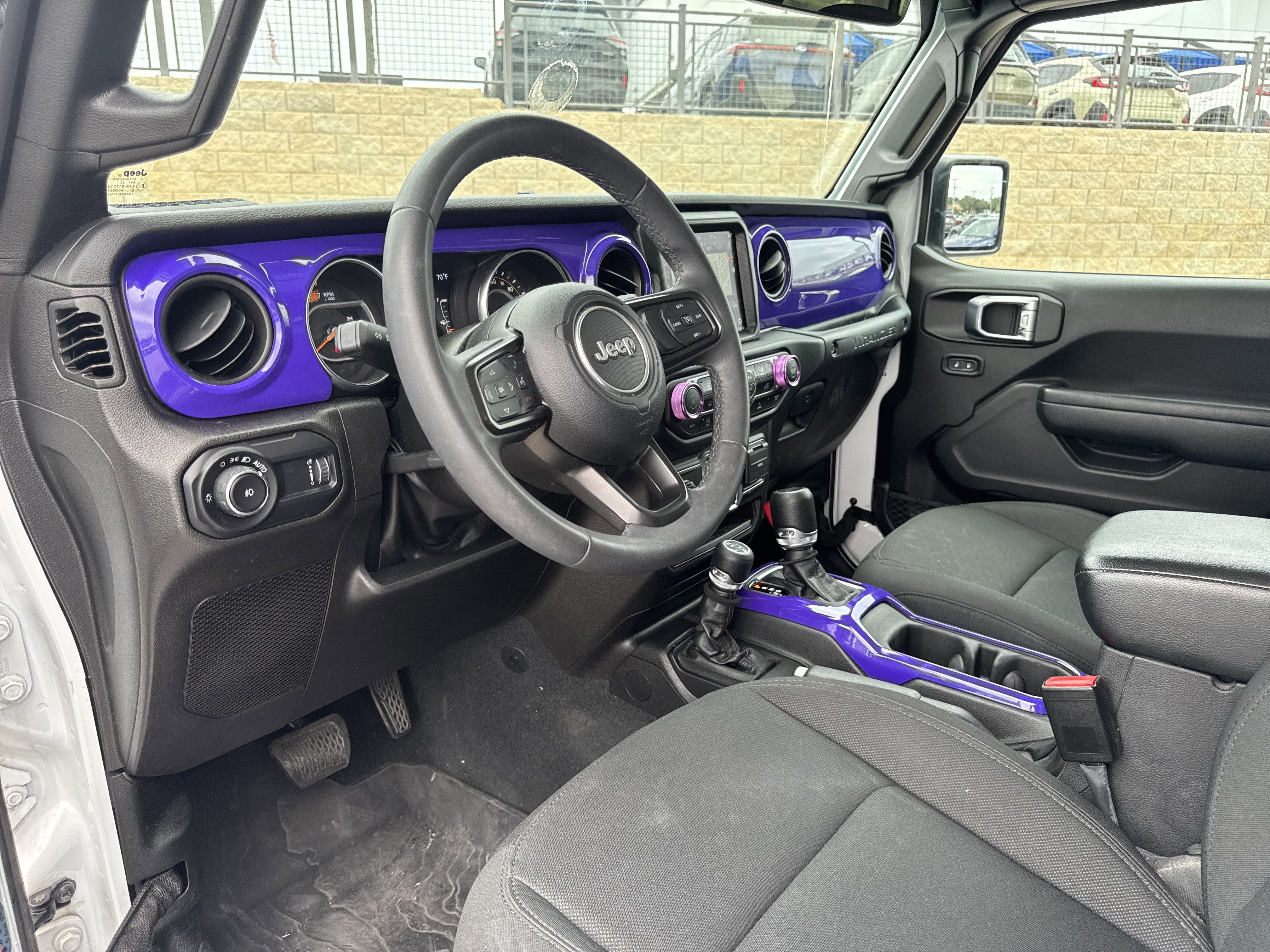 Used 2023 Jeep Wrangler Unlimited Sport AWD/4WD image 23