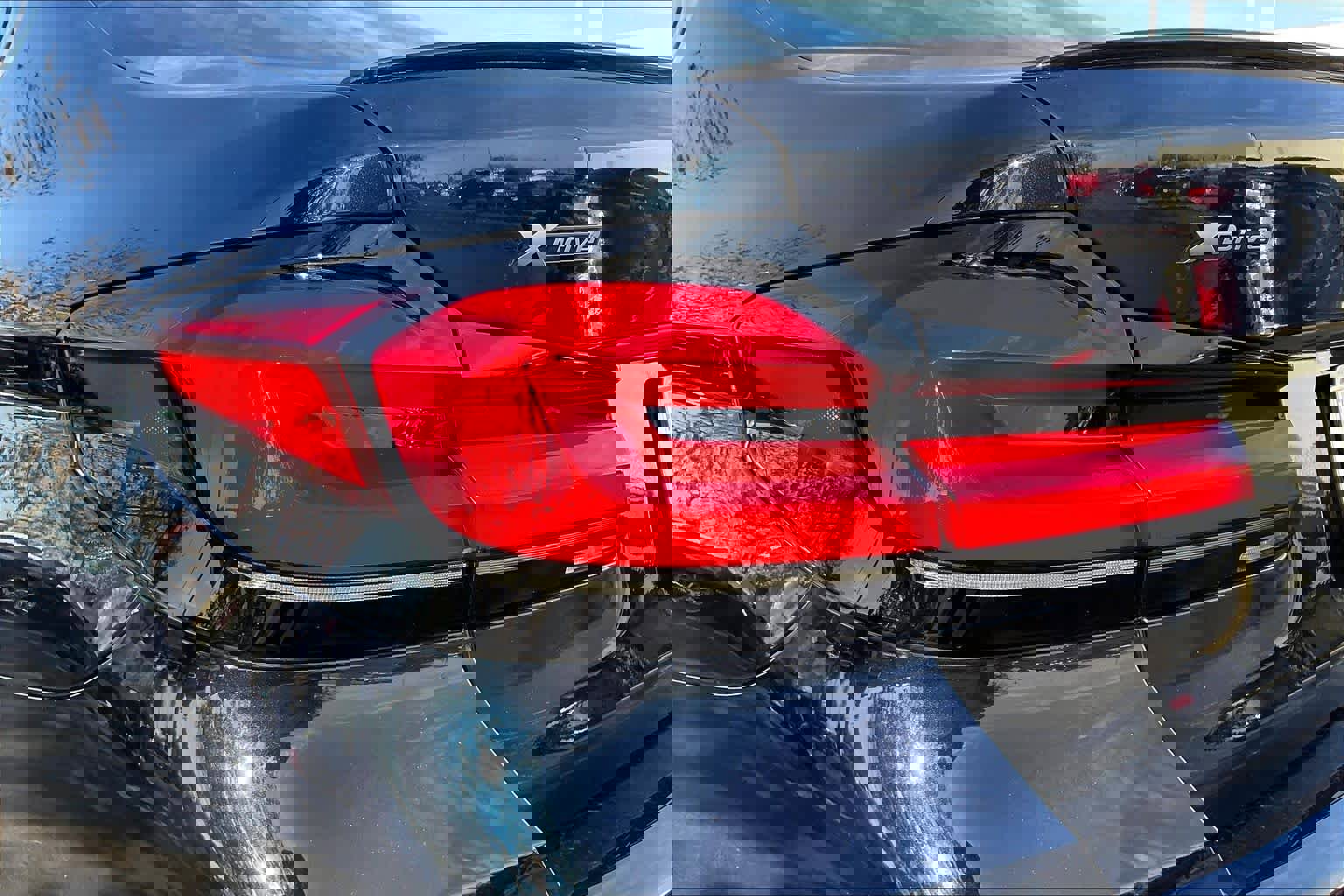 Used 2023 BMW M550i xDrive M550i xDrive w/ Executive Package image 30