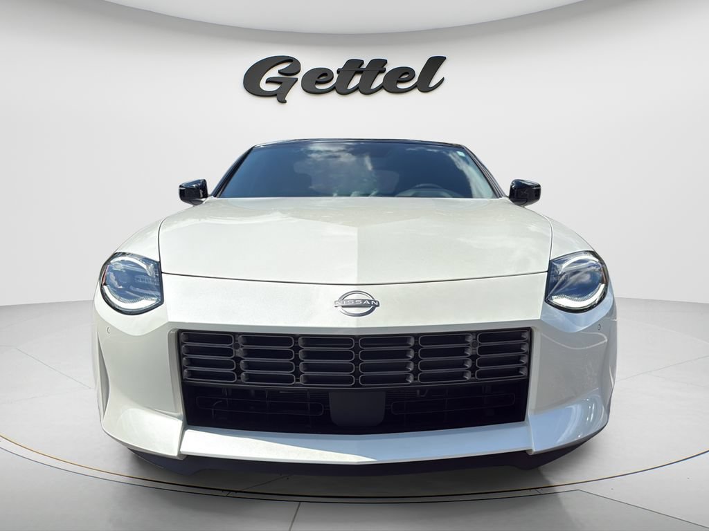 Used 2026 Nissan Z Performance w/ Floor Mat Package RWD image 2