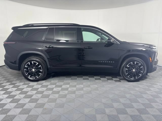 New 2026 Chevrolet Traverse LT w/ Sun and Wheel Package AWD/4WD image 33