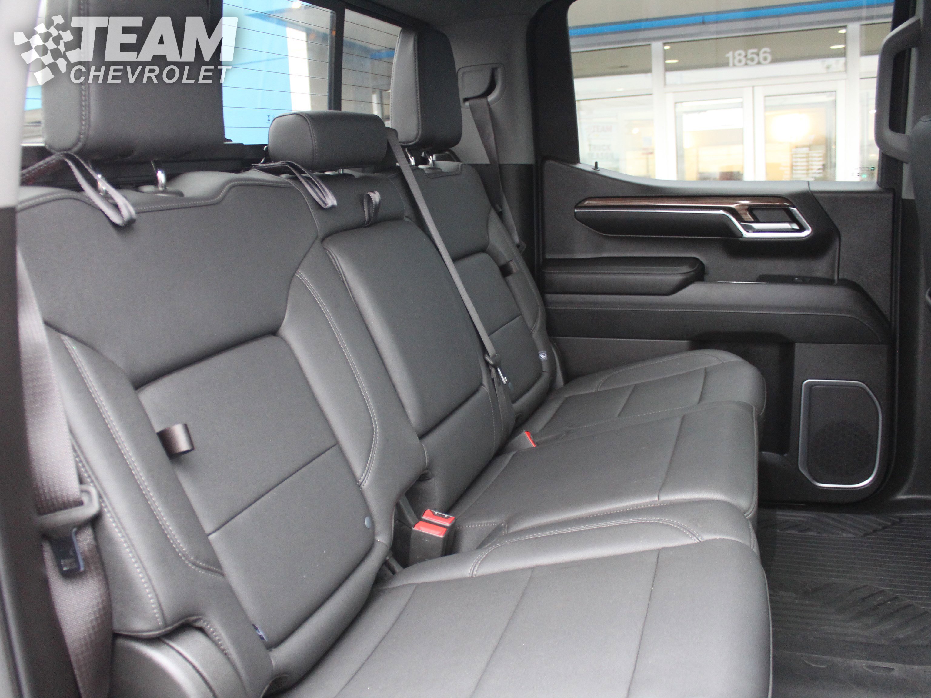 Certified 2024 Chevrolet Silverado 1500 LT Trail Boss w/ LT Trail Boss Premium Package image 24