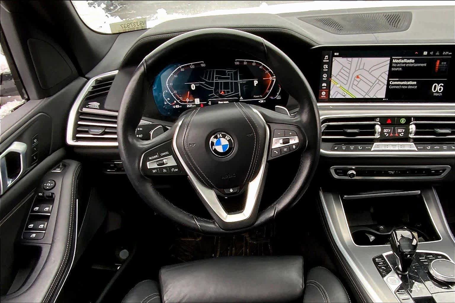 Used 2022 BMW X5 xDrive40i w/ Premium Package image 6