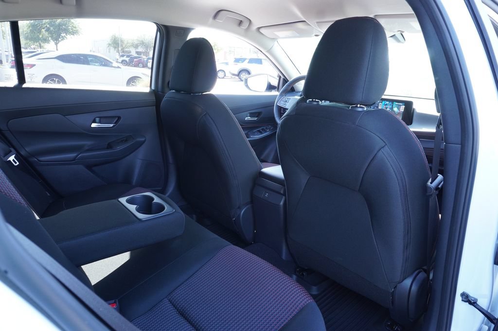New 2026 Nissan Sentra SR w/ SR All Weather Package FWD image 10