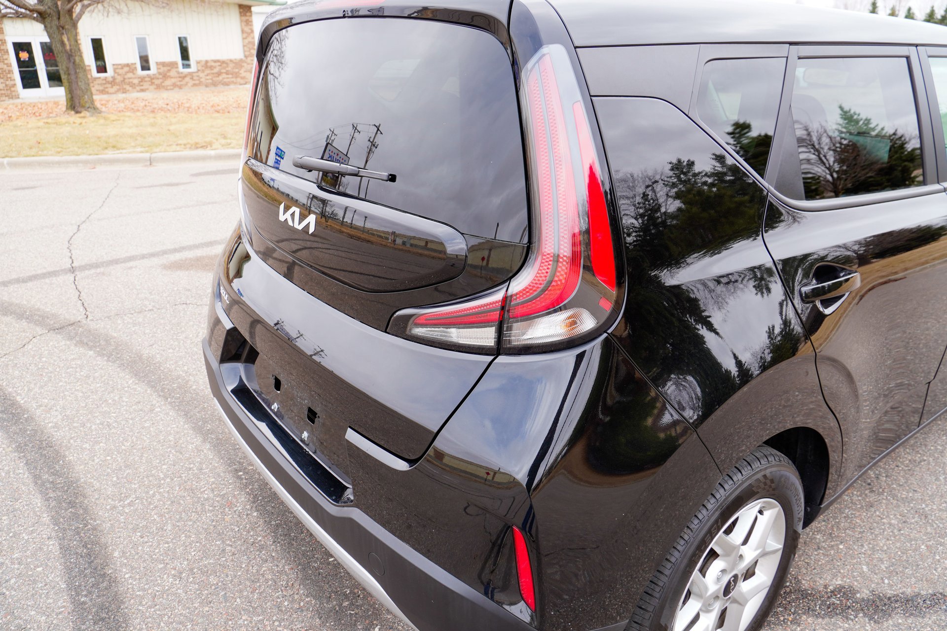 Used 2025 Kia Soul LX w/ LX Technology Package image 27