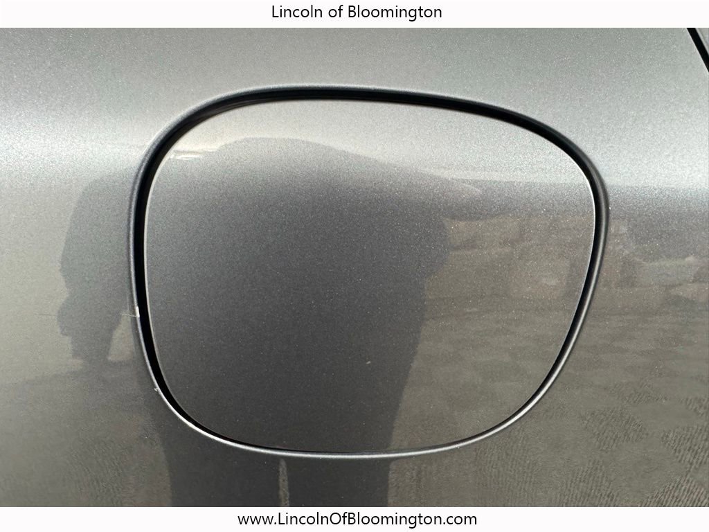 Used 2018 Volvo S60 T5 Inscription w/ Technology Package image 23