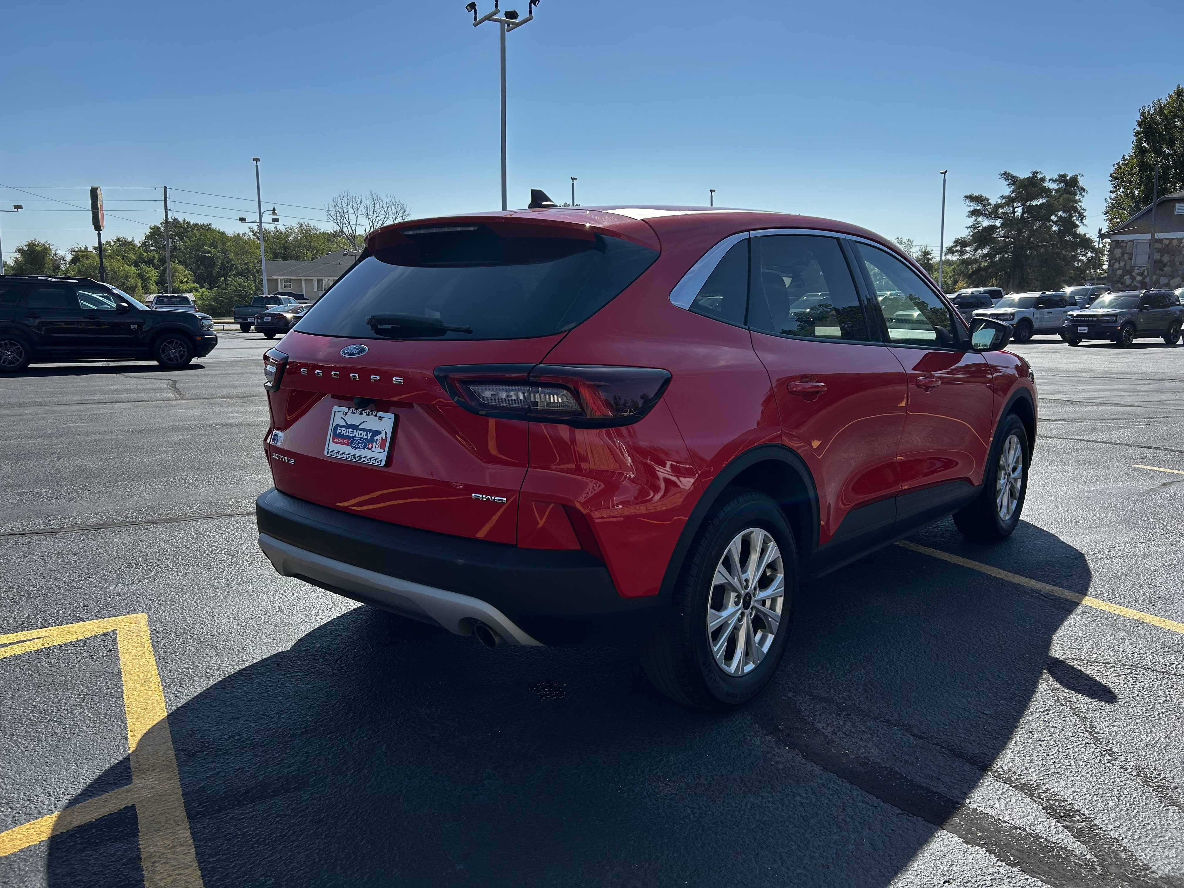 Used 2024 Ford Escape Active AWD/4WD image 7