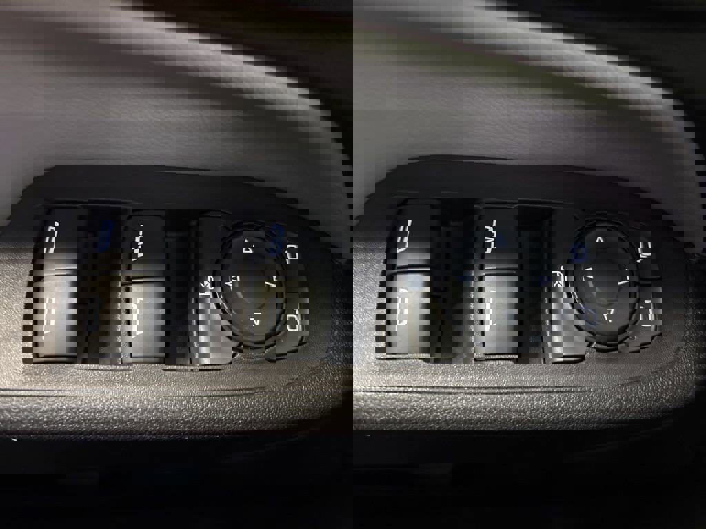 Certified 2022 Chevrolet Equinox LS w/ LS Convenience Package image 23