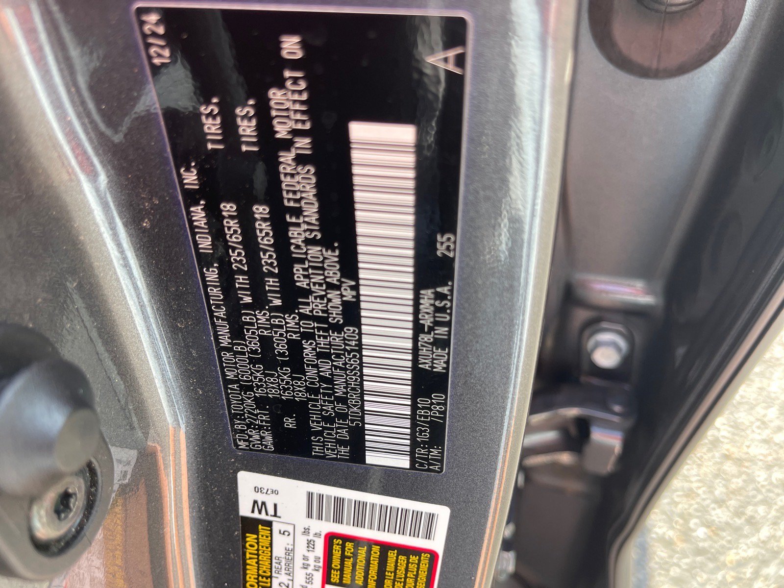 Used 2025 Toyota Highlander XLE AWD/4WD image 11