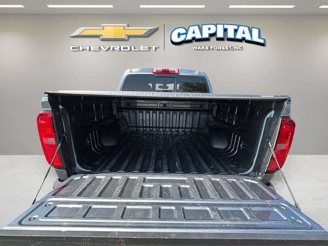 Used 2022 Chevrolet Colorado Z71 AWD/4WD image 32