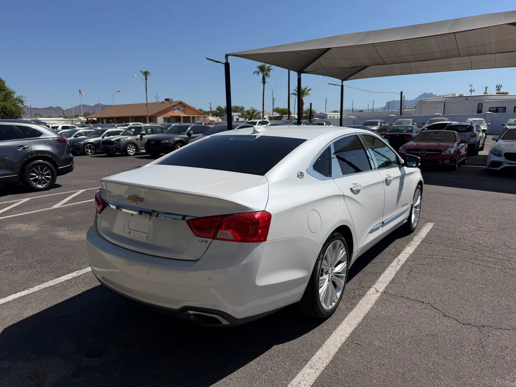 Used 2015 Chevrolet Impala LTZ FWD image 11