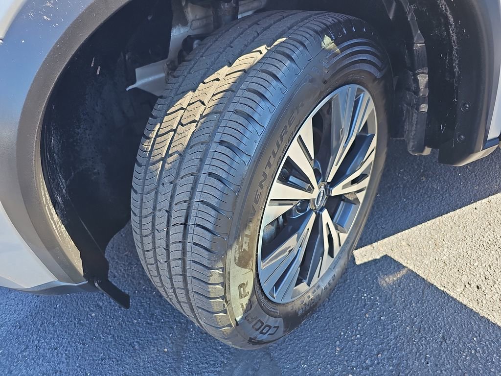 Used 2022 Nissan Rogue SV image 30