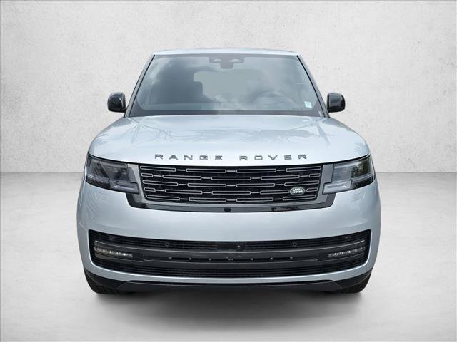 New 2025 Land Rover Range Rover SE image 2