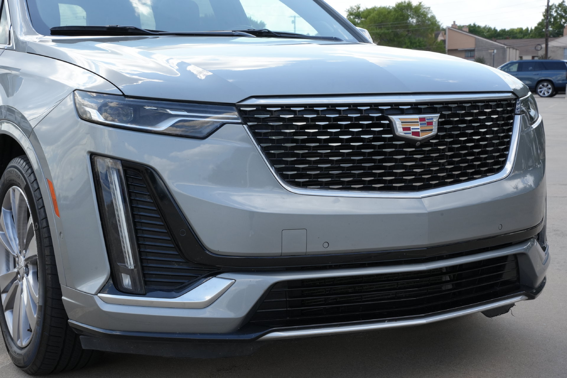 Certified 2024 Cadillac XT6 Premium Luxury w/ Technology Package AWD/4WD image 28