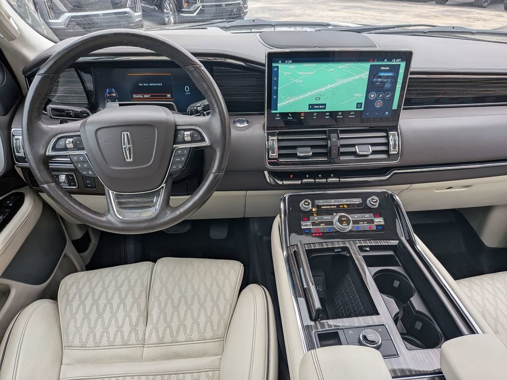 Used 2023 Lincoln Navigator L Black Label image 21